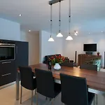 Casa Luna